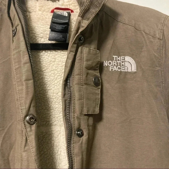 The North Face army  green Sherpa parka with hood - Picture 2 of 10